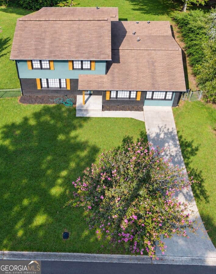 4 bedroom, 2.5 bathroom, 1,998 sq ft single family residence for sale at 10685 Sandpiper Road, Jonesboro, GA 30238 — photo 4