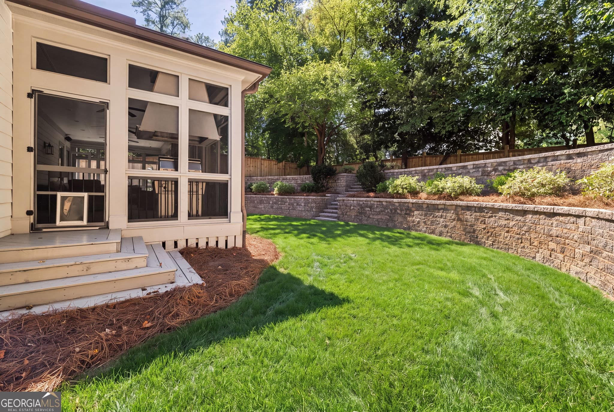 6 bedroom, 6 bathroom, 6,049 sq ft single family residence for sale at 2872 Parkridge Drive, Atlanta, GA 30319 — photo 10