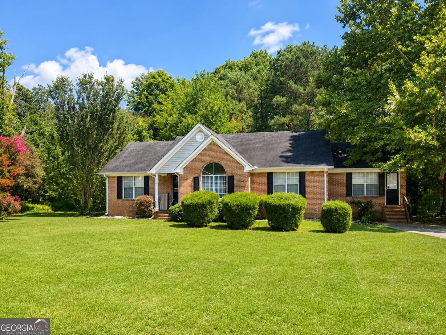 4 bedroom, 2.5 bathroom, 1,646 sq ft single family residence for rent at 157 Davidson Drive, Griffin, GA 30223 for $1,800 a month — photo 1 of 1
