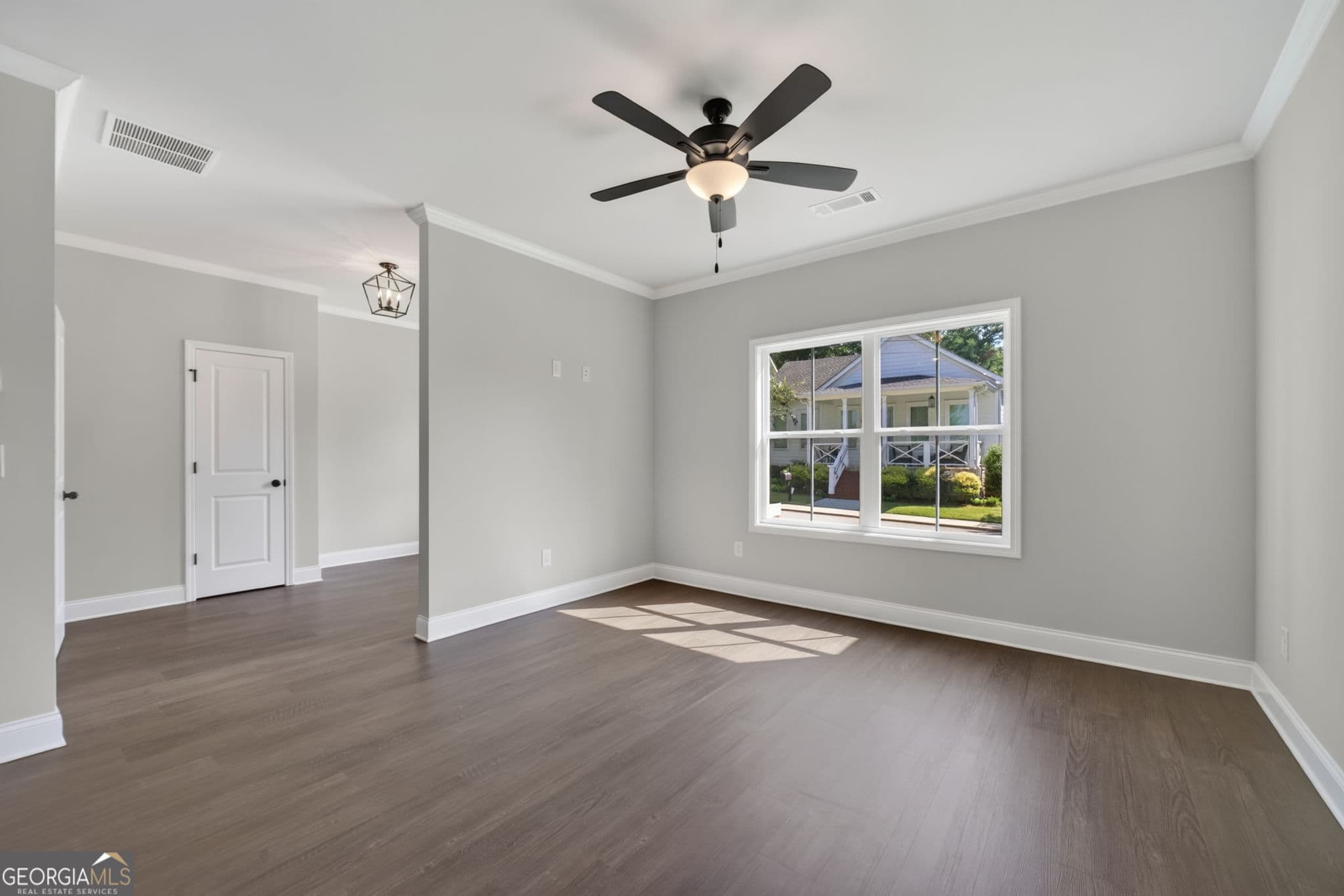 4 bedroom, 2.5 bathroom, 1,783 sq ft townhouse for sale at 316 Milledge Avenue, Monroe, GA 30655 — photo 5