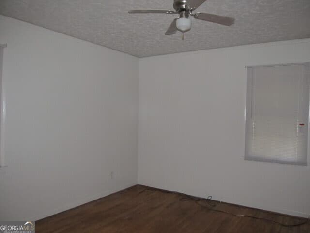 2 bedroom, 1 bathroom, 996 sq ft single family residence for rent at 737 N Greenwood Street, Lagrange, GA 30240 for $1,250 a month — photo 9