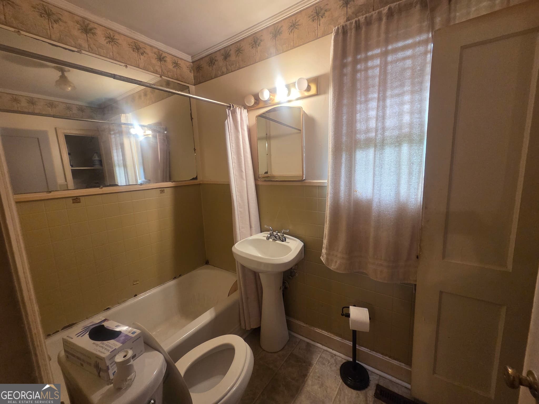 3 bedroom, 2 bathroom, 1,333 sq ft single family residence for sale at 411 E 19th Avenue, Cordele, GA 31015 — photo 5