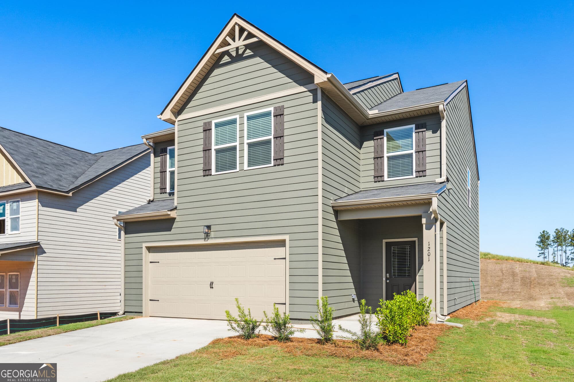 4 bedroom, 3 bathroom, 2,000 sq ft single family residence for sale at 1201 Homer Way, Greensboro, GA 30642 — photo 1 of 28
