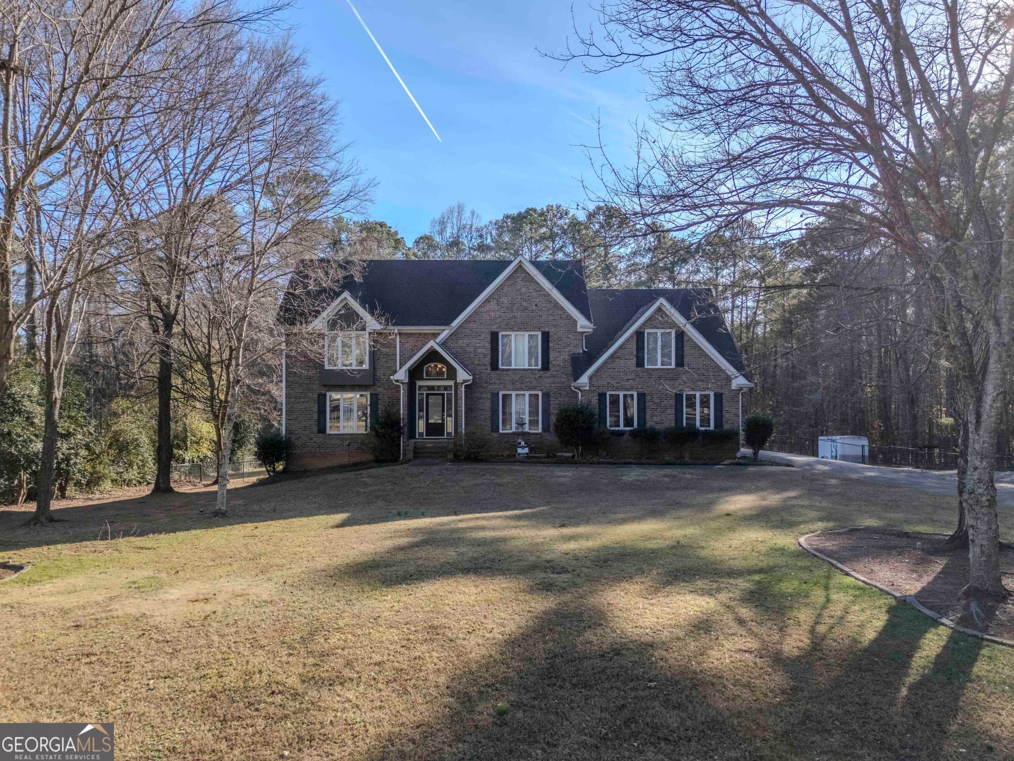 6 bedroom, 4.5 bathroom, 1 sq ft single family residence for sale at 135 Acton Drive, Fayetteville, GA 30215 — photo 1 of 17