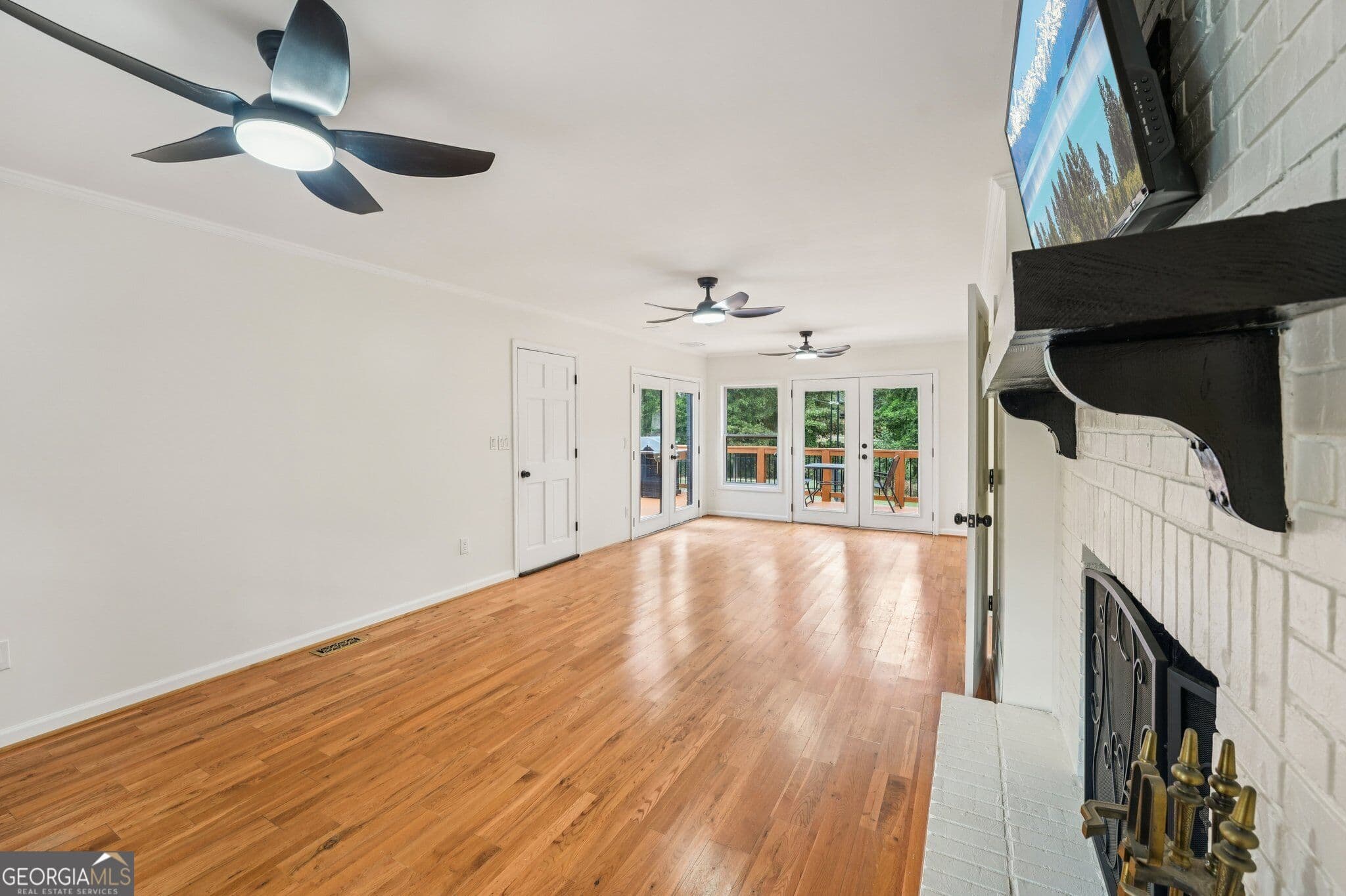 5 bedroom, 3.5 bathroom, 3,750 sq ft single family residence for sale at 524 Golf View Drive, Peachtree City, GA 30269 — photo 9