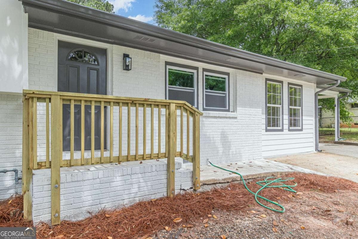 4 bedroom, 2 bathroom single family residence for sale at 8285 Hemlock Drive, Jonesboro, GA 30238 — photo 6