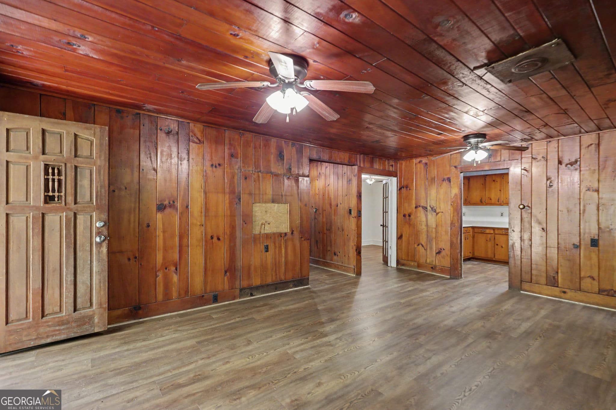 3 bedroom, 1 bathroom, 1,320 sq ft single family residence for sale at 7219 Highway 76, Clayton, GA 30525 — photo 10