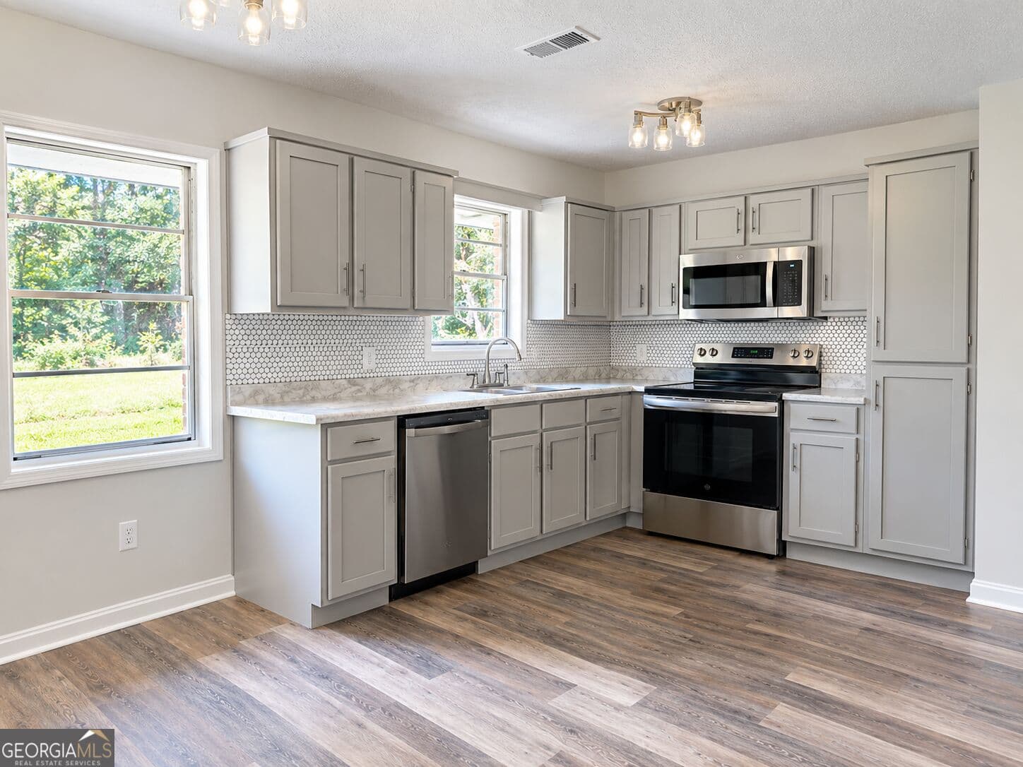3 bedroom, 1.5 bathroom single family residence for sale at 5336 Spencer Lane, Columbus, GA 31907 — photo 5