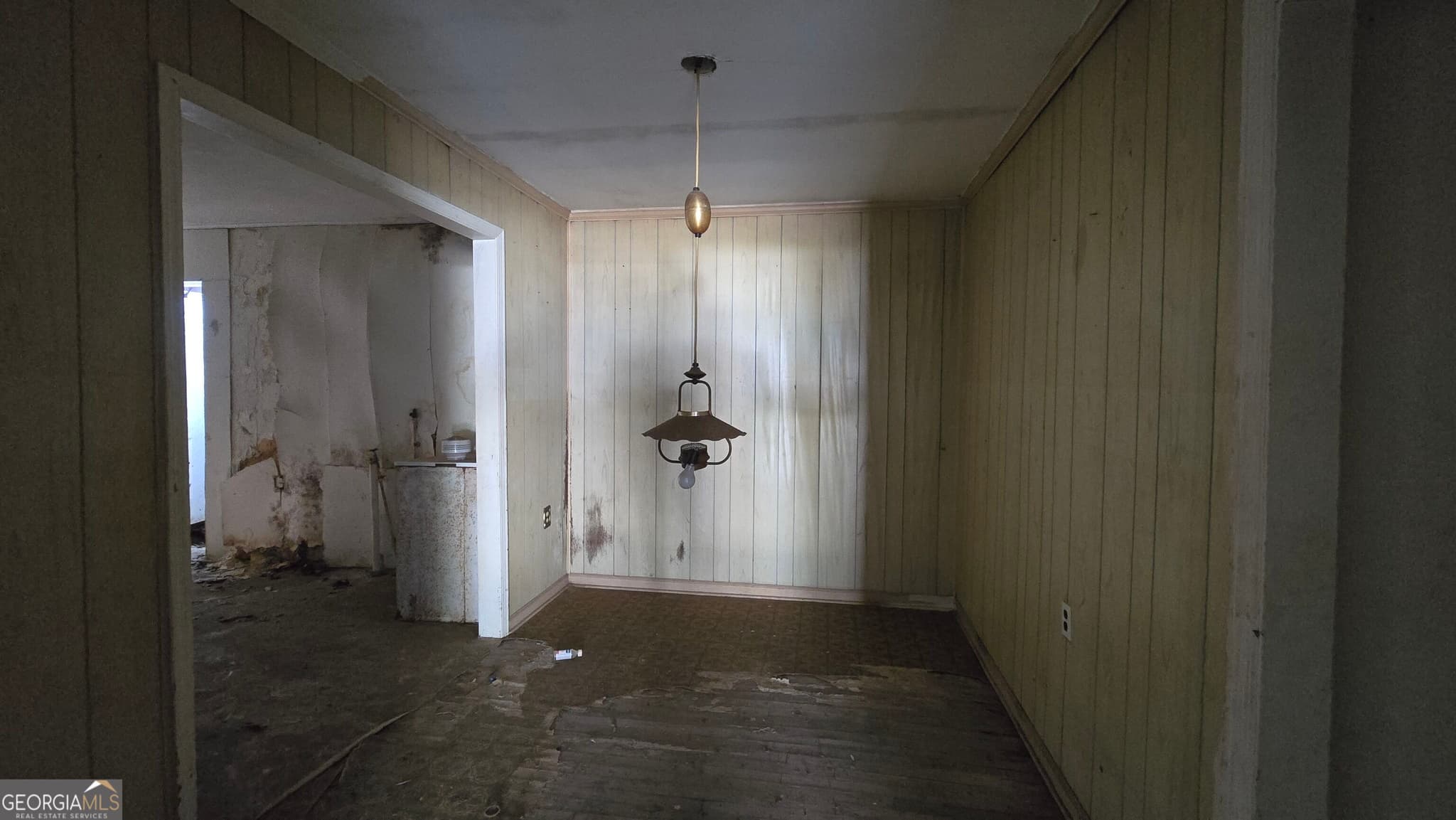 3 bedroom, 1 bathroom, 1,440 sq ft single family residence for sale at 970 Toombs Street, Macon, GA 31206 — photo 6