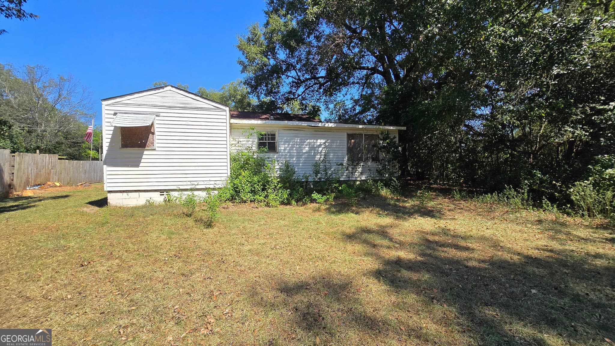 3 bedroom, 1 bathroom, 1,440 sq ft single family residence for sale at 970 Toombs Street, Macon, GA 31206 — photo 4