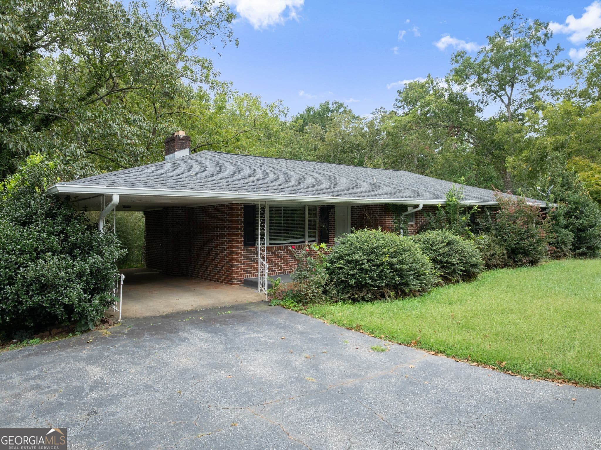 3 bedroom, 1.5 bathroom, 1,428 sq ft single family residence for sale at 130 W Hood Street, Demorest, GA 30535 — photo 5