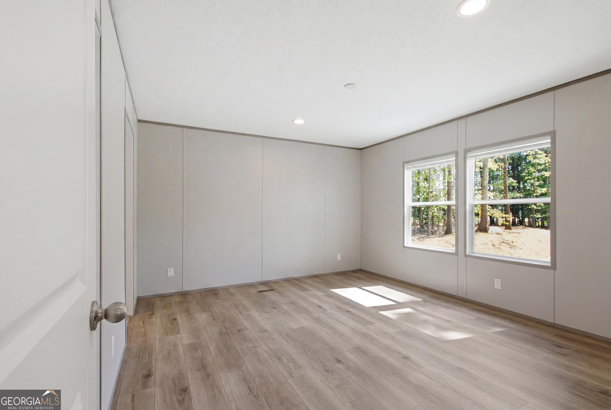 4 bedroom, 2 bathroom, 1,568 sq ft manufactured home,single family residence for sale at 909 Smith Loop Road, Demorest, GA 30535 — photo 10