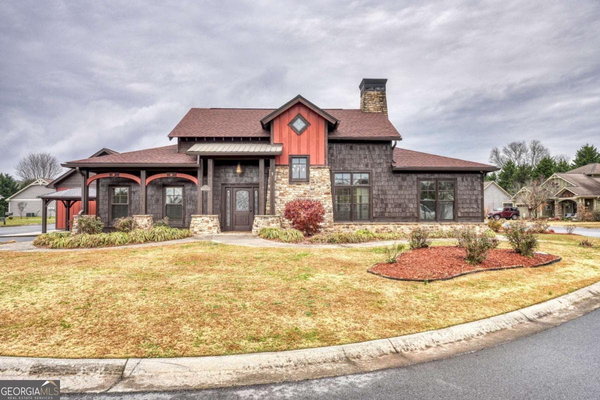2 bedroom, 2.5 bathroom single family residence sold at 45 Bent Grass Circle, Hayesville, NC 28904
