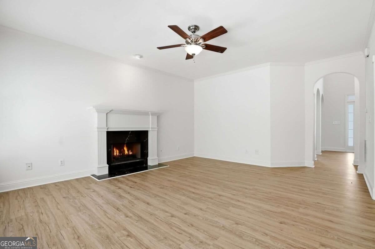 4 bedroom, 2.5 bathroom, 2,648 sq ft single family residence for sale at 4025 Eyrie Farms Lane, Cumming, GA 30041 — photo 6