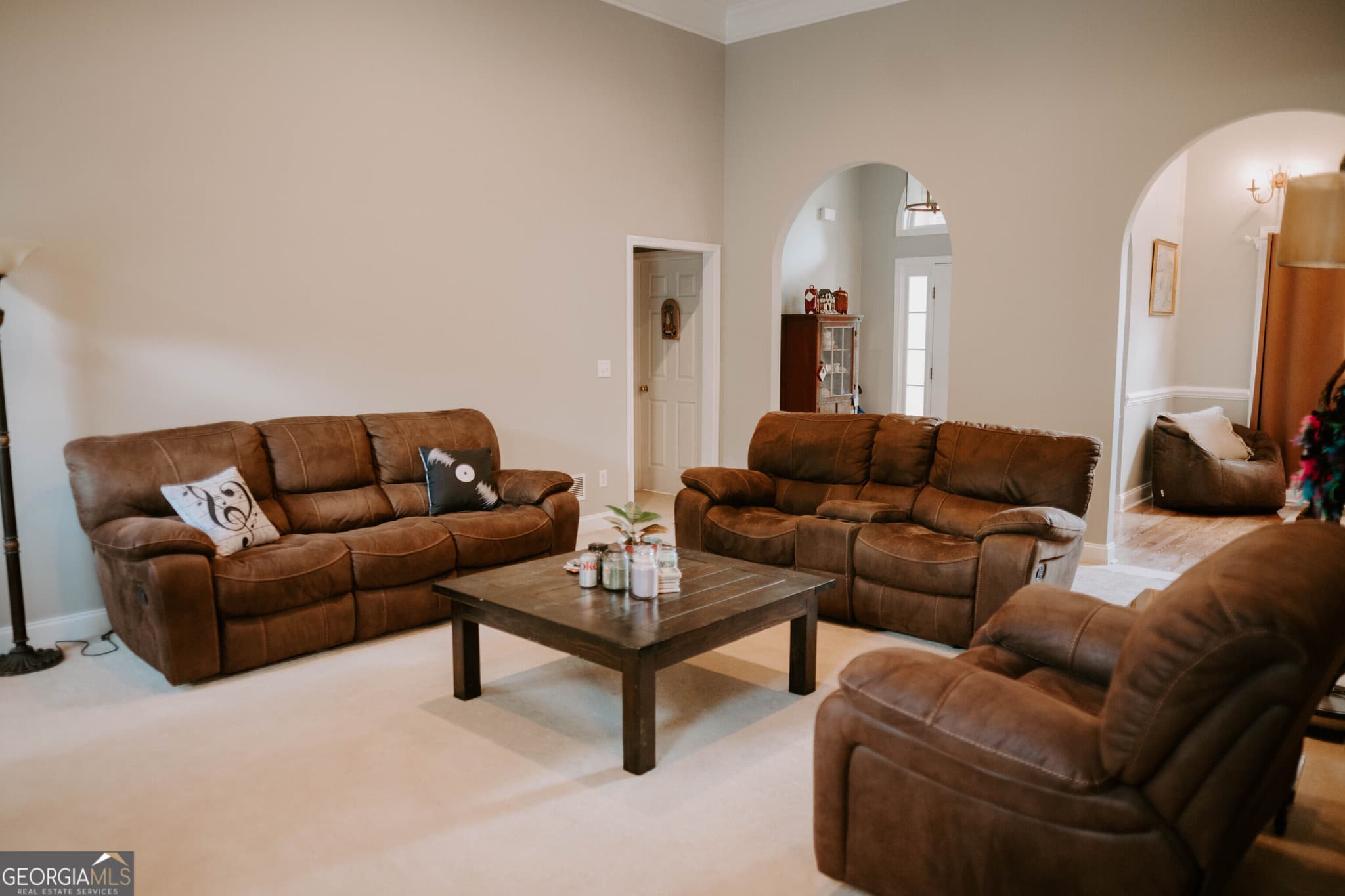 4 bedroom, 3.5 bathroom, 3,002 sq ft single family residence for sale at 136 King Richard Drive, Griffin, GA 30223 — photo 5
