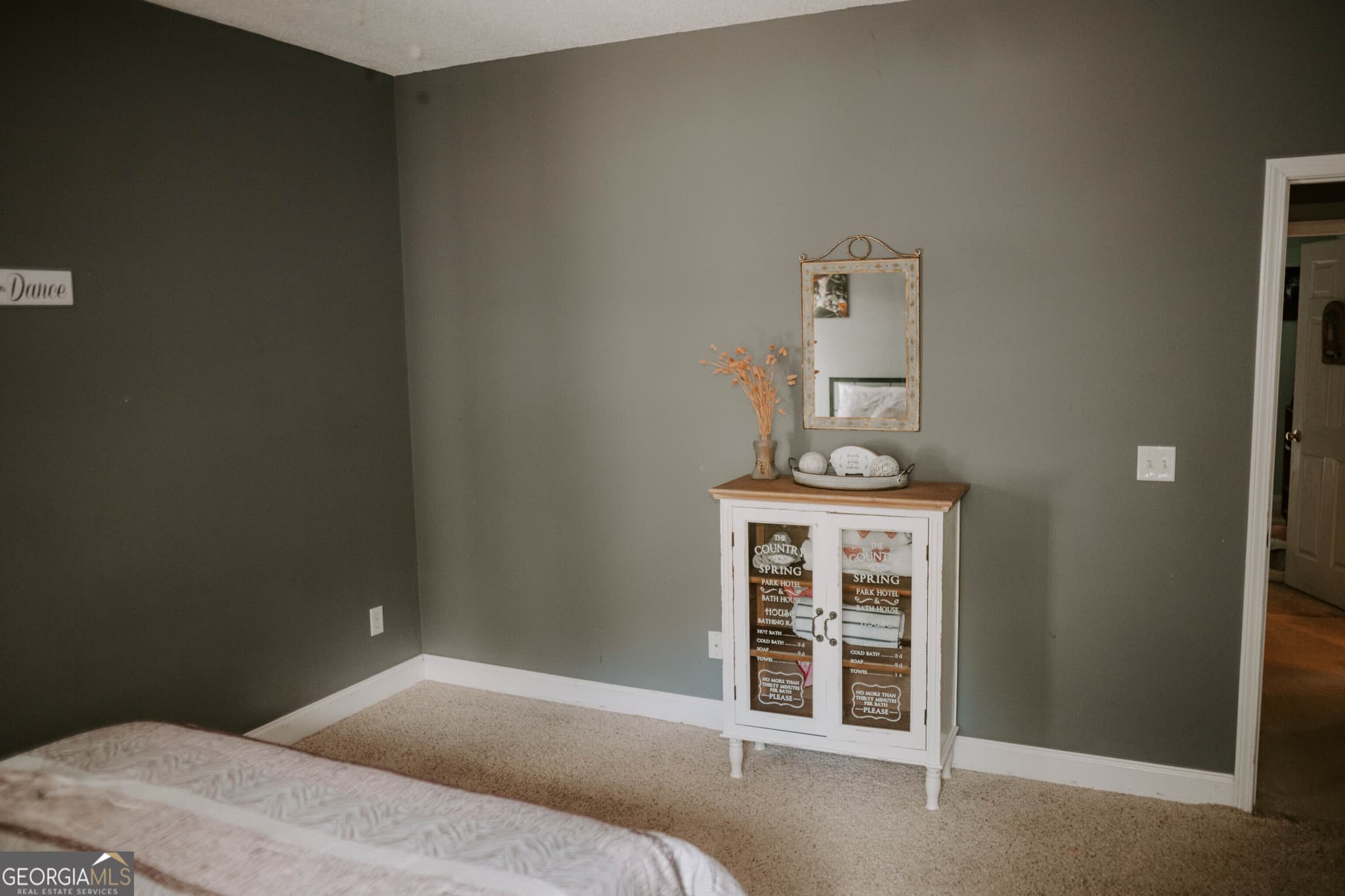 4 bedroom, 3.5 bathroom, 3,002 sq ft single family residence for sale at 136 King Richard Drive, Griffin, GA 30223 — photo 9
