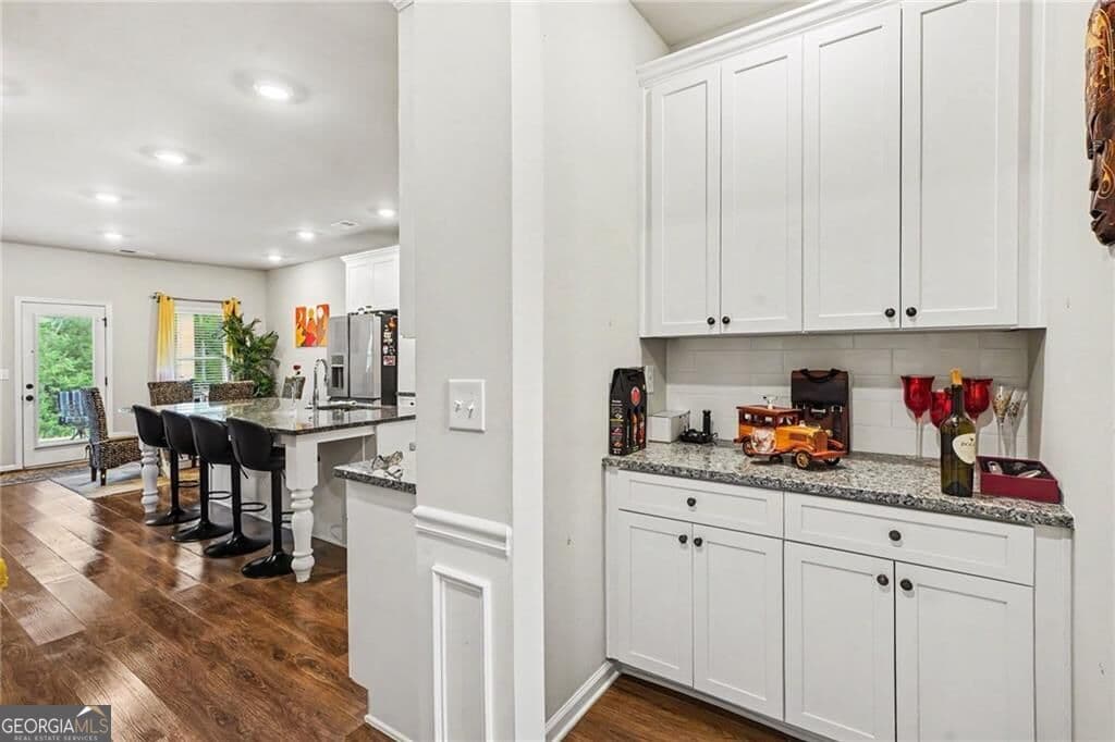 4 bedroom, 4.5 bathroom, 3,719 sq ft single family residence for sale at 521 Redchurch Drive, Mcdonough, GA 30252 — photo 7