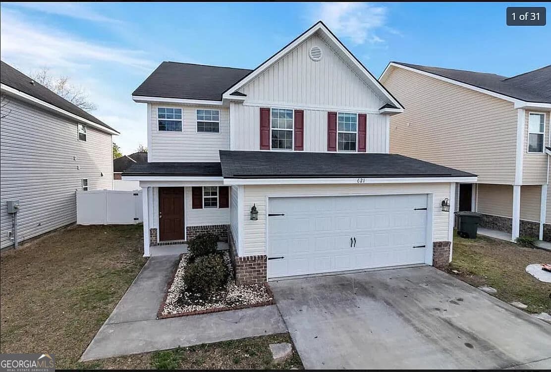4 bedroom, 3 bathroom, 2,115 sq ft single family residence for sale at 621 Amhearst Row, Hinesville, GA 31313