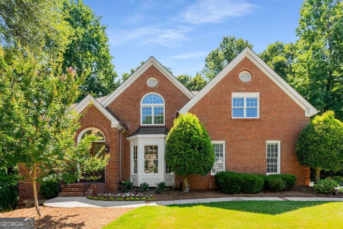 6 bedroom, 4.5 bathroom, 6,778 sq ft single family residence for rent at 5135 Falcon Chase Lane, Atlanta, GA 30342 for $5,400 a month — photo 1 of 1