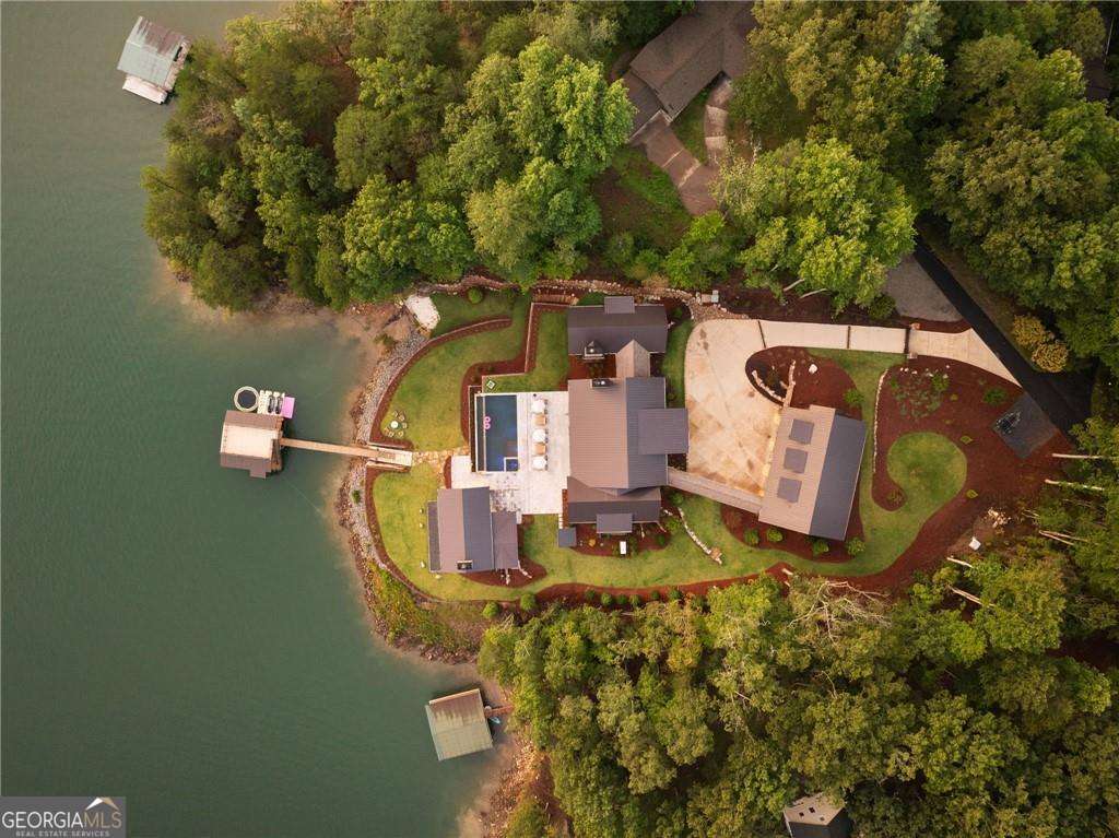 8 bedroom, 10 bathroom single family residence for rent at 725 Rocky Point Drive, Morganton, GA 30560 for $20,000 a month — photo 9