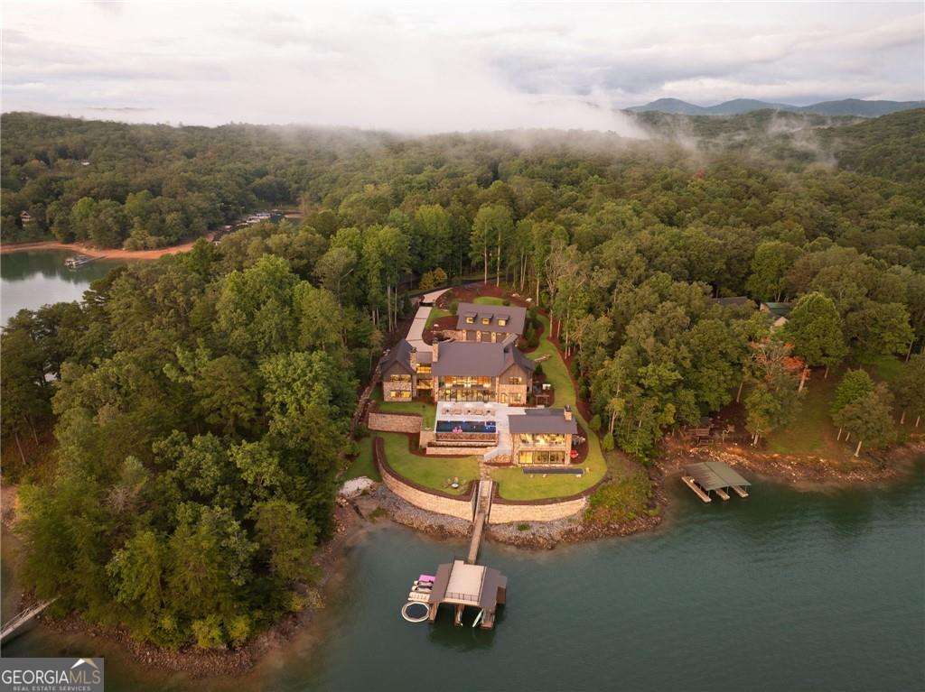 8 bedroom, 10 bathroom single family residence for rent at 725 Rocky Point Drive, Morganton, GA 30560 for $20,000 a month — photo 8