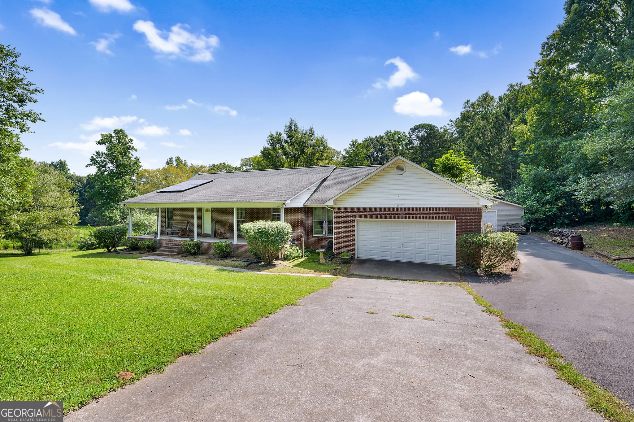 3 bedroom, 2 bathroom, 1,895 sq ft single family residence sold at 197 Rutledge Drive, Sugar Valley, GA 30746