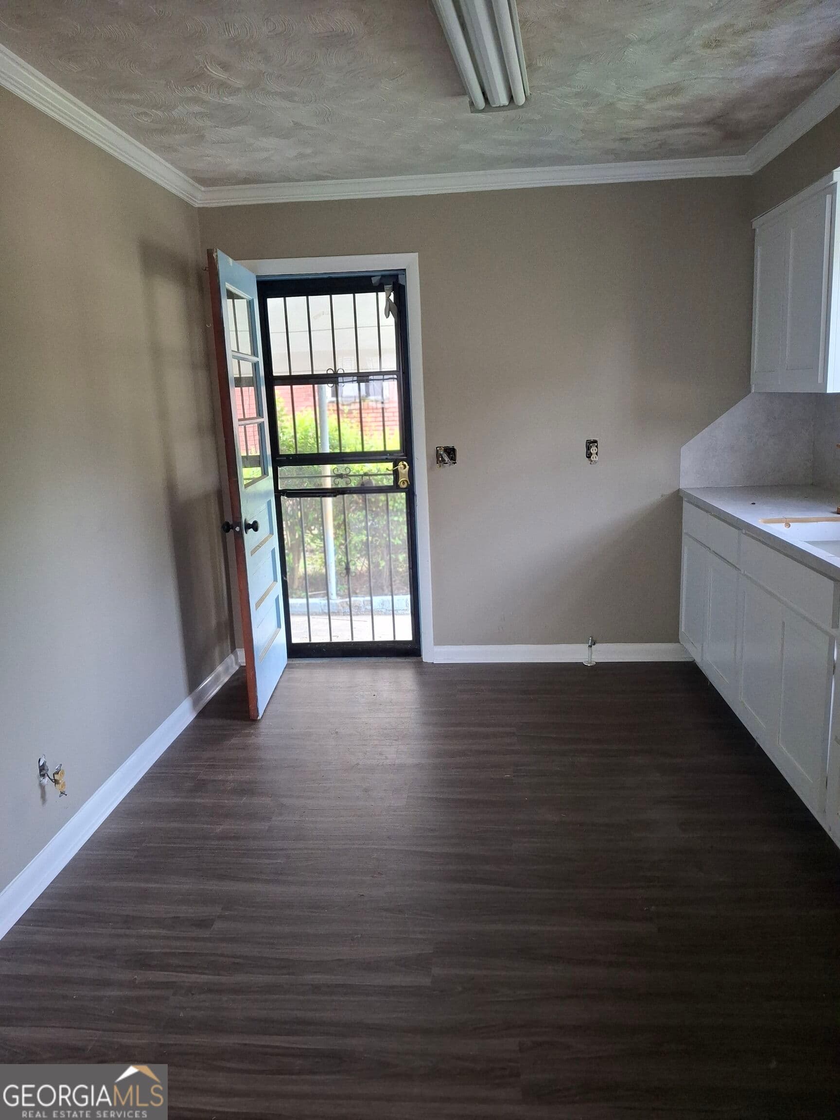 3 bedroom, 1 bathroom, 1,016 sq ft single family residence for sale at 2916 Urban Avenue, Columbus, GA 31907 — photo 4