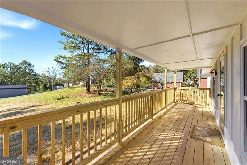 4 bedroom, 2.5 bathroom manufactured home,single family residence for sale at 158 Oak Hollow Road, Cartersville, GA 30121 — photo 5