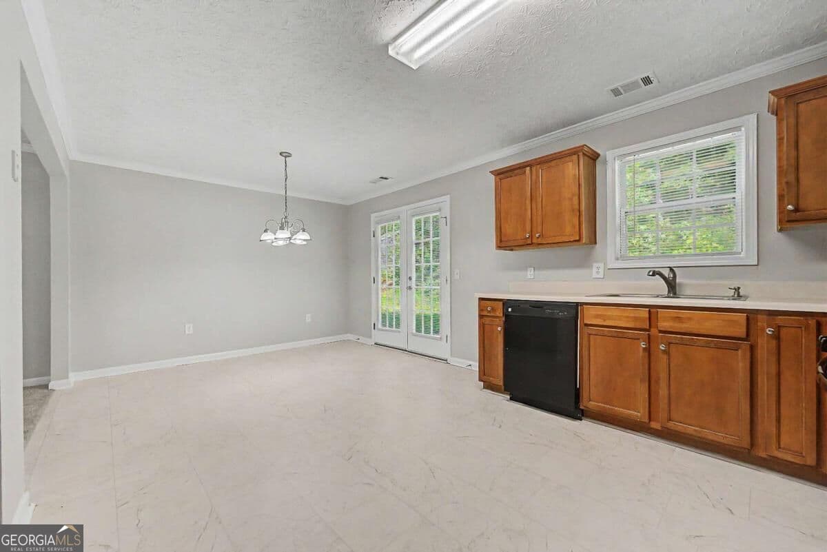 4 bedroom, 3 bathroom, 1,960 sq ft single family residence for sale at 305 Remington Place Boulevard, Dallas, GA 30157 — photo 7