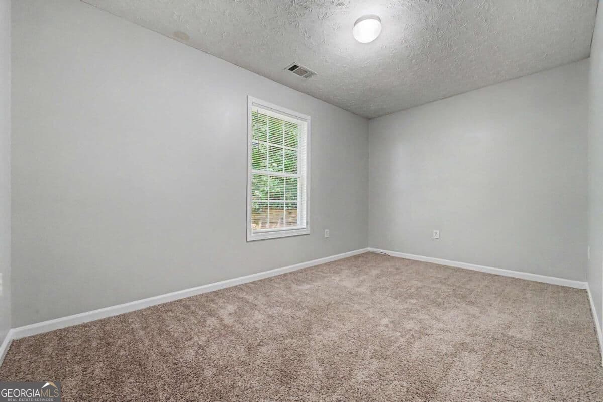 4 bedroom, 3 bathroom, 1,960 sq ft single family residence for sale at 305 Remington Place Boulevard, Dallas, GA 30157 — photo 9
