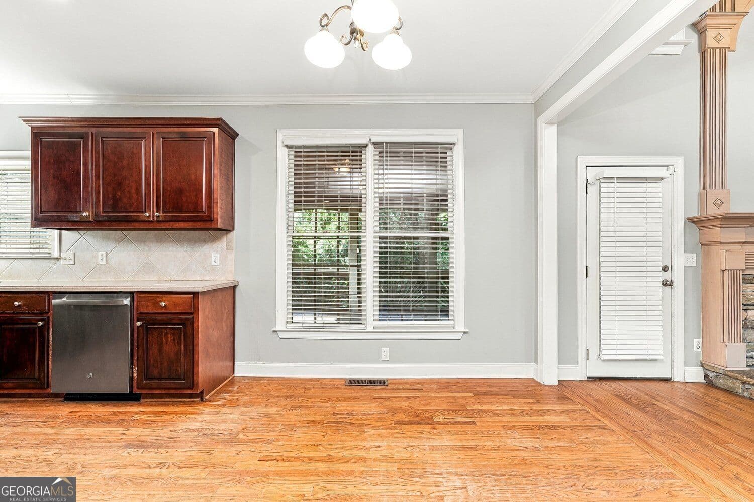 5 bedroom, 4 bathroom, 3,153 sq ft single family residence for sale at 2090 Misty Oaks Drive, Buford, GA 30519 — photo 9