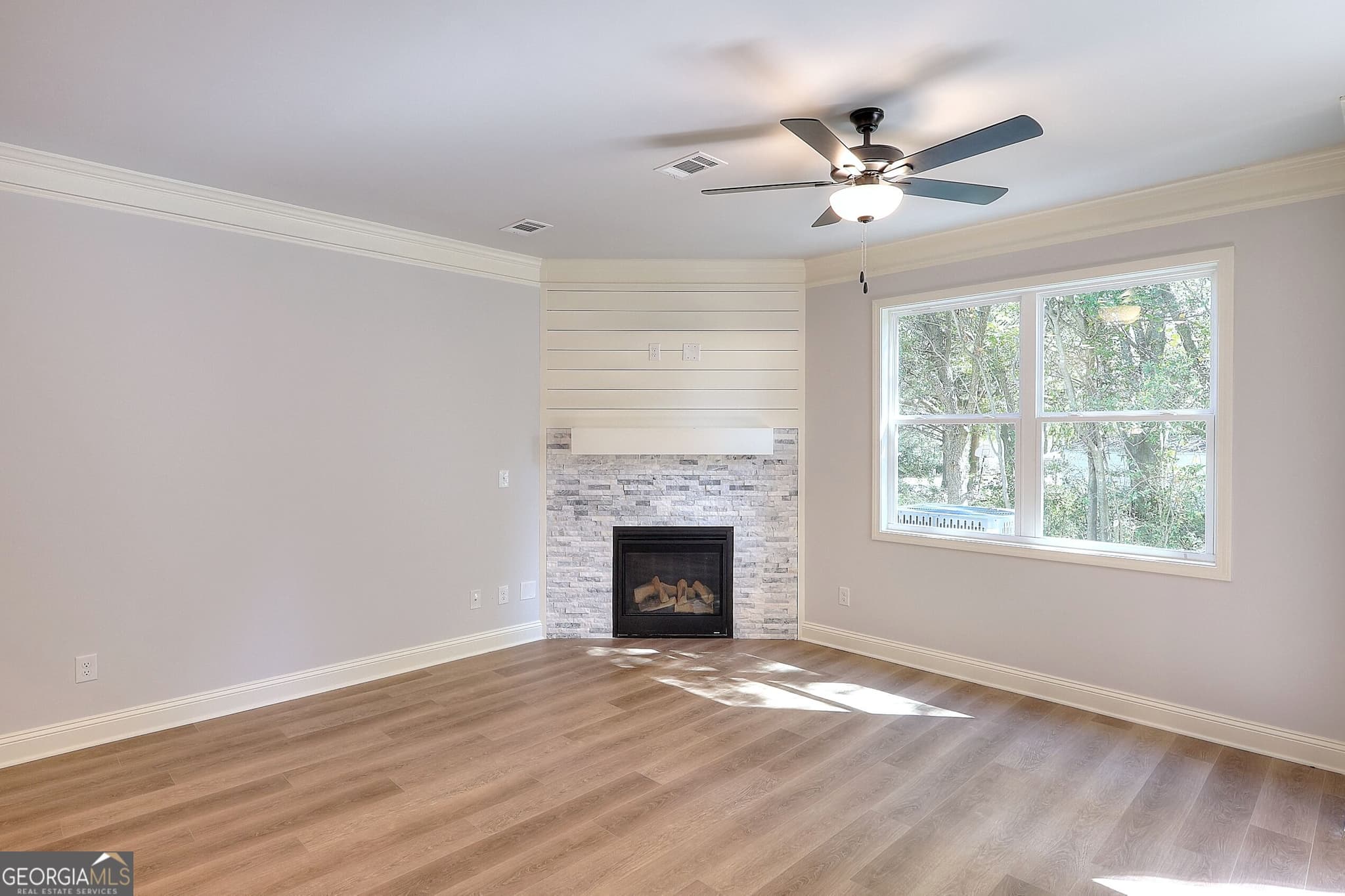 3 bedroom, 2.5 bathroom, 1,660 sq ft townhouse for rent at 37 Crest Drive 6, Hartwell, GA 30643 for $2,200 a month — photo 8