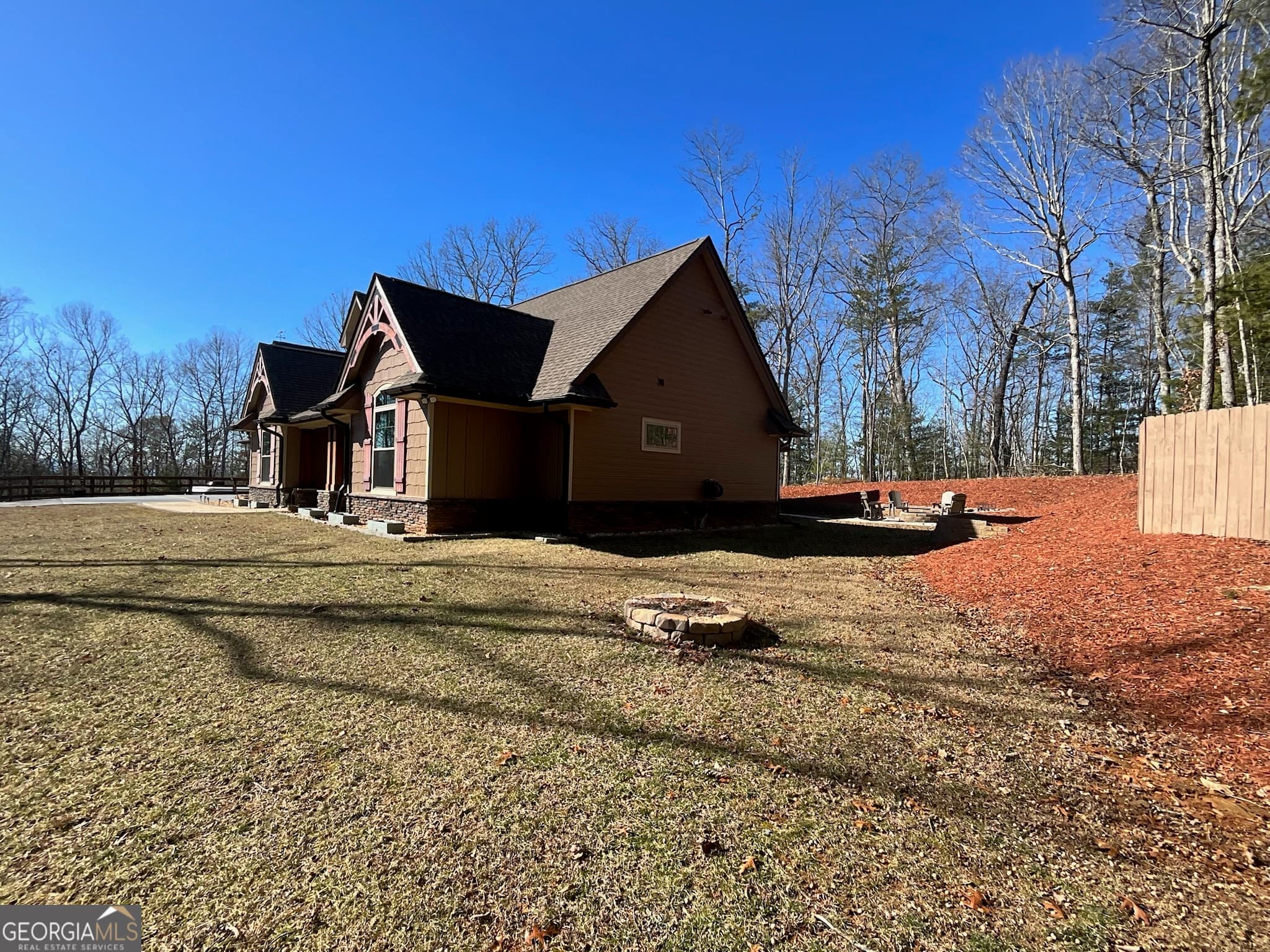 3 bedroom, 2.5 bathroom, 2,819 sq ft single family residence for sale at 3331 Gumlog Road, Young Harris, GA 30582 — photo 5