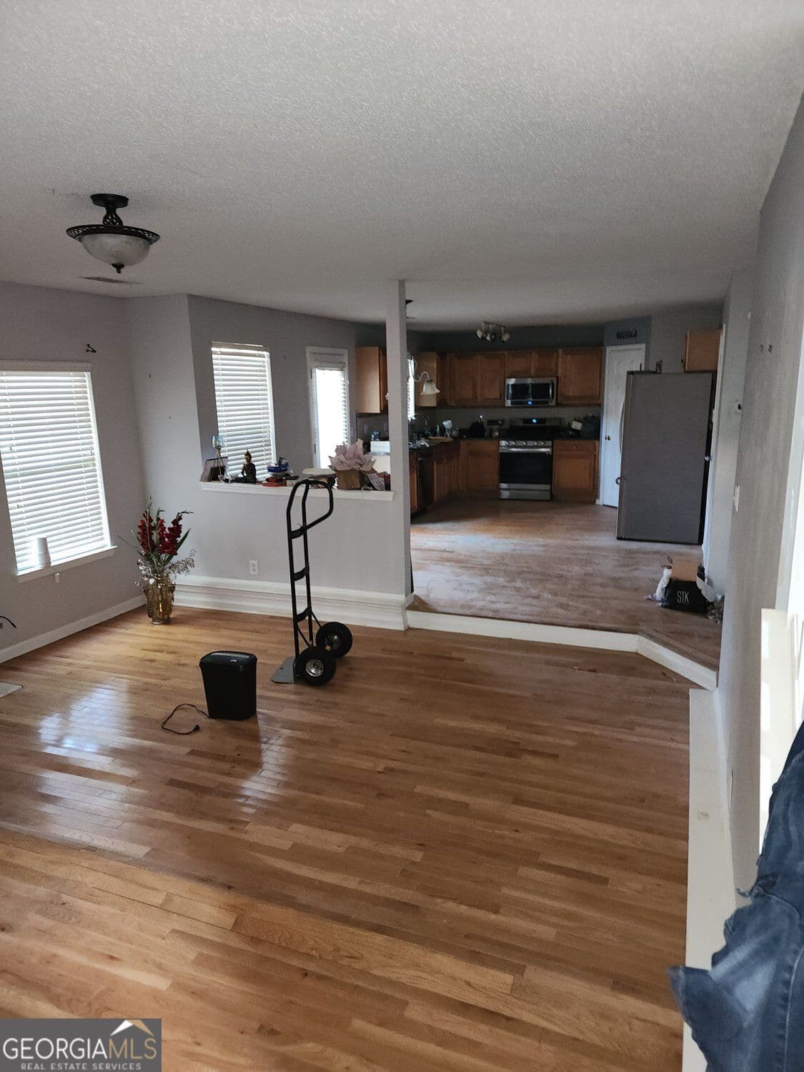 4 bedroom, 3 bathroom, 2,620 sq ft single family residence for sale at 6397 Dekeon Drive, South Fulton, GA 30349 — photo 3