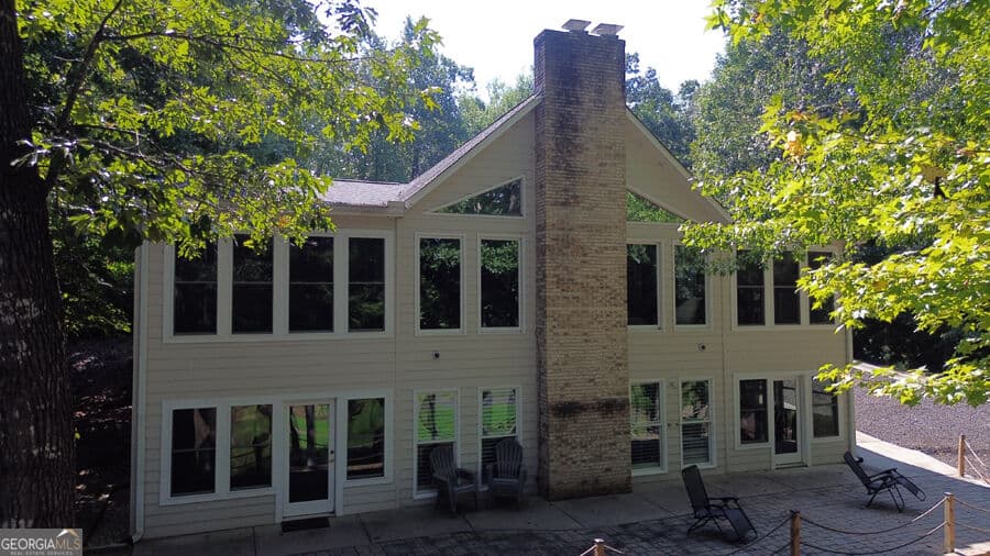 5 bedroom, 3 bathroom, 3,787 sq ft single family residence for sale at 201 Hickory Hill Lane, Martin, GA 30557