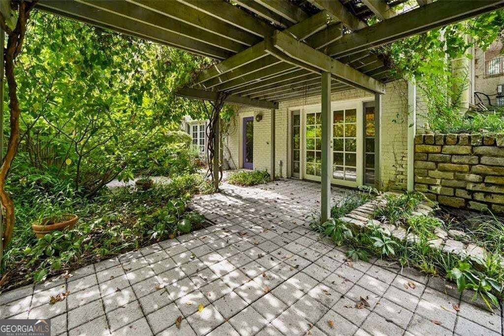 5 bedroom, 3 bathroom, 3,295 sq ft single family residence for rent at 60 26th Street, Atlanta, GA 30309 for $6,500 a month — photo 3