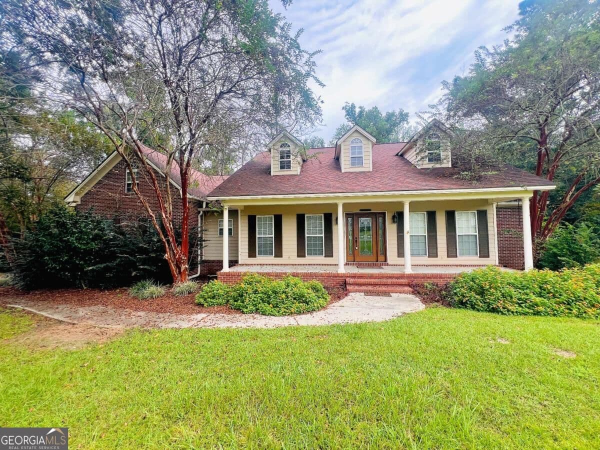 4 bedroom, 2.5 bathroom, 2,658 sq ft single family residence for sale at 4022 Liska Circle, Valdosta, GA 31605