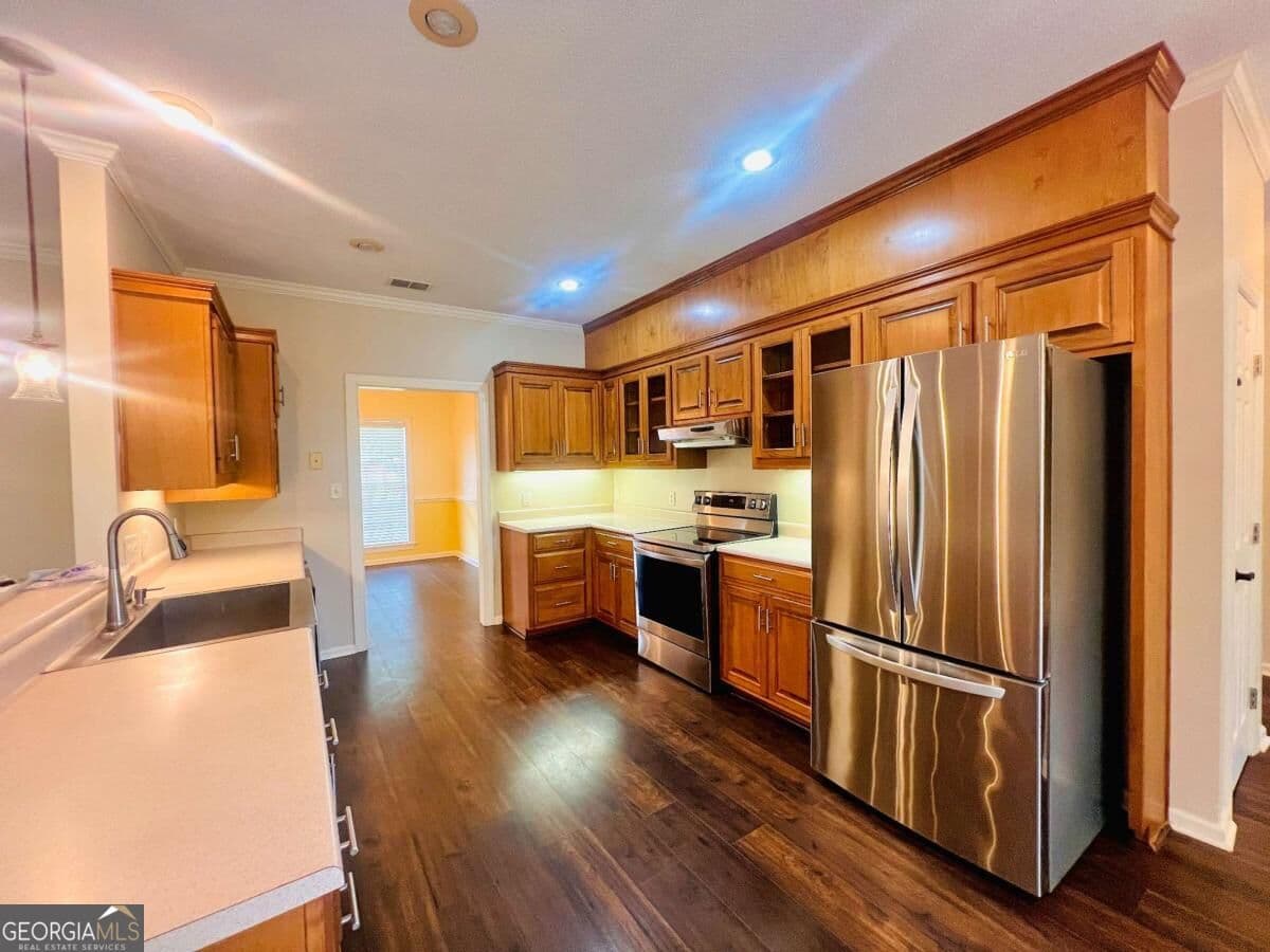4 bedroom, 2.5 bathroom, 2,658 sq ft single family residence for sale at 4022 Liska Circle, Valdosta, GA 31605 — photo 9