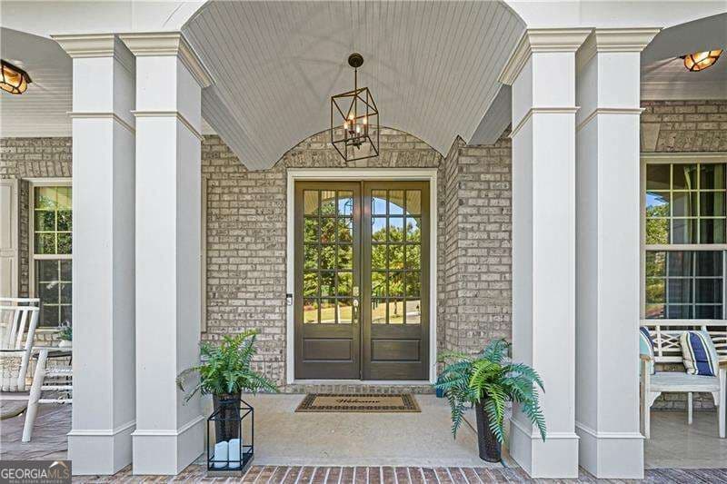 5 bedroom, 4.5 bathroom, 4,206 sq ft single family residence for sale at 2750 Cogburn Lane, Milton, GA 30004 — photo 3