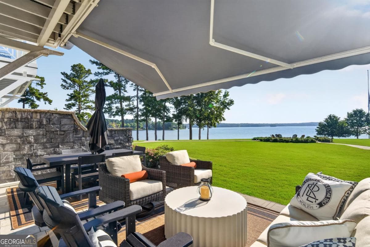 3 bedroom, 3.5 bathroom, 2,663 sq ft townhouse for sale at 204 Collis Marina Road, Eatonton, GA 31024 — photo 5