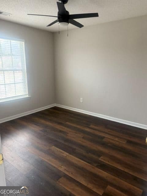 2 bedroom, 2 bathroom, 1,304 sq ft townhouse for rent at 305 Fox Overlook, Woodstock, GA 30188 for $1,900 a month — photo 7