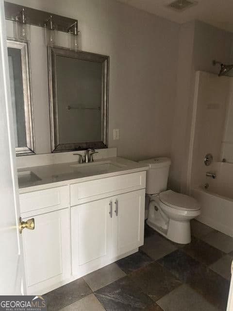 2 bedroom, 2 bathroom, 1,304 sq ft townhouse for rent at 305 Fox Overlook, Woodstock, GA 30188 for $1,900 a month — photo 5