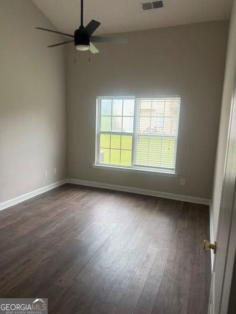 2 bedroom, 2 bathroom, 1,304 sq ft townhouse for rent at 305 Fox Overlook, Woodstock, GA 30188 for $1,900 a month — photo 4