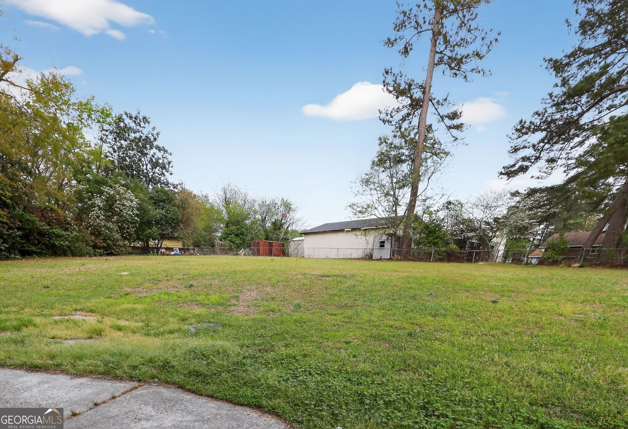 4 bedroom, 2 bathroom, 1,850 sq ft single family residence under contract at 3420 Applejack Terrace, Augusta, GA 30906 — photo 5