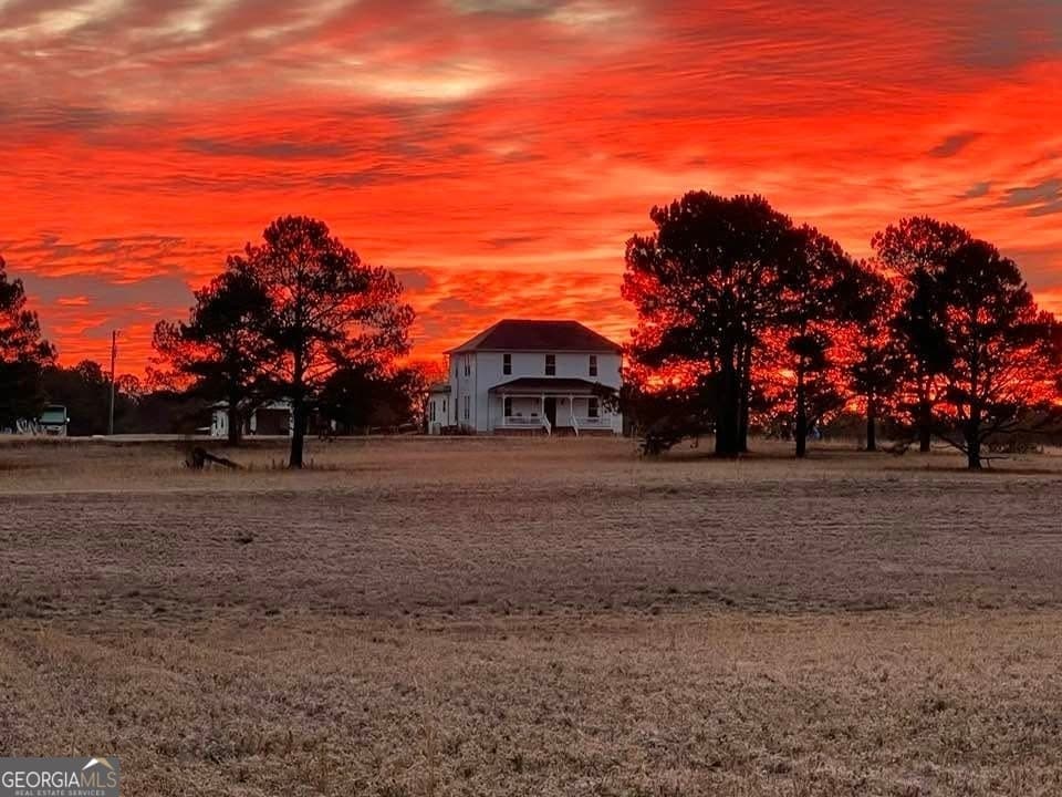 5 bedroom, 4 bathroom, 3,970 sq ft single family residence sold at 837 Pope Road, Roberta, GA 31078