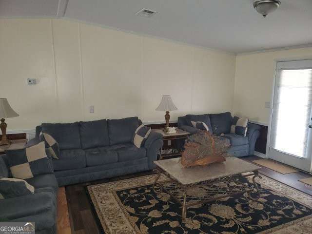 3 bedroom, 2 bathroom, 1,568 sq ft manufactured home,single family residence for sale at 339 Chapel Hill Circle 15, Enigma, GA 31749 — photo 8