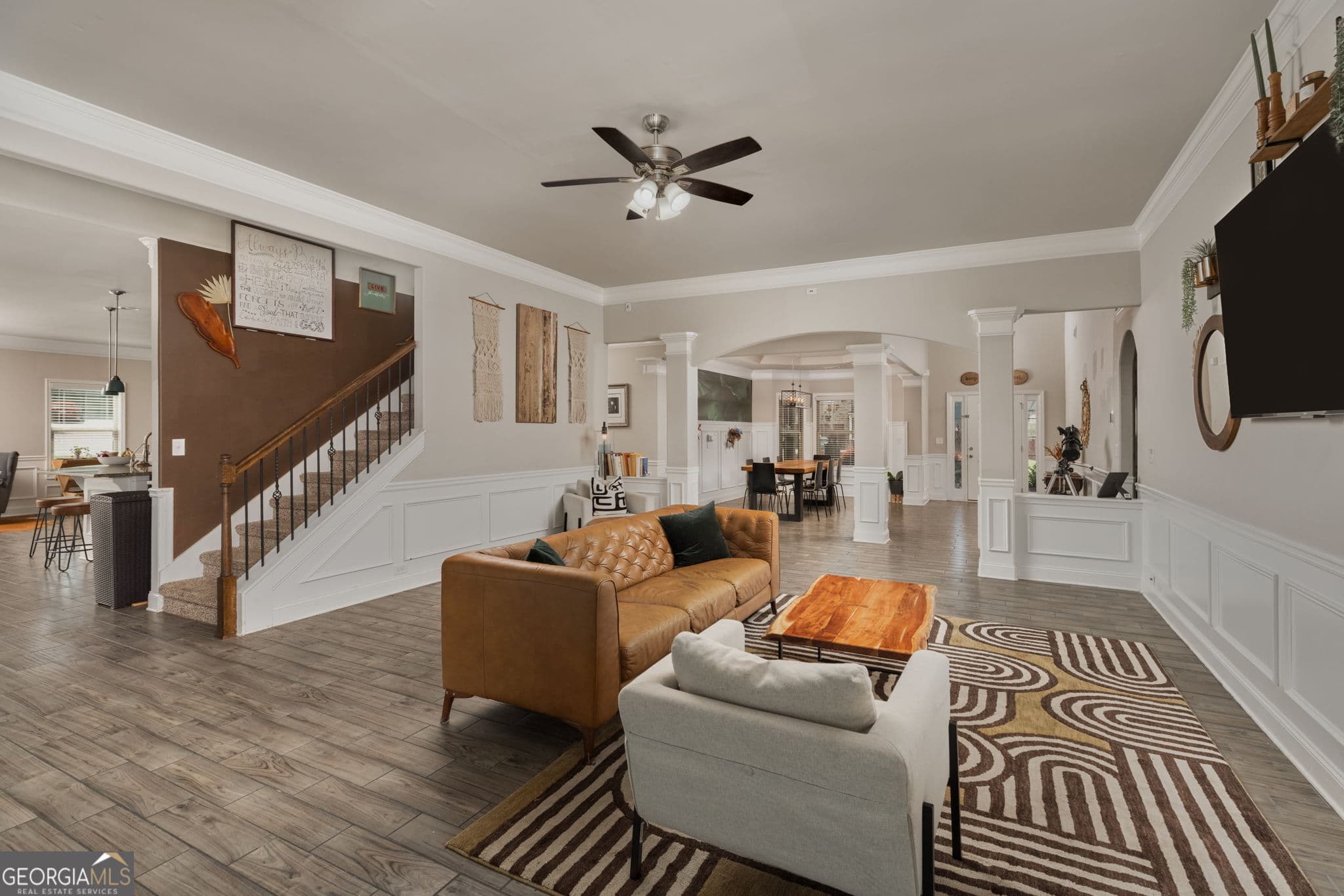 6 bedroom, 4 bathroom, 4,332 sq ft single family residence for sale at 102 Arapaho Drive, Kathleen, GA 31047 — photo 2