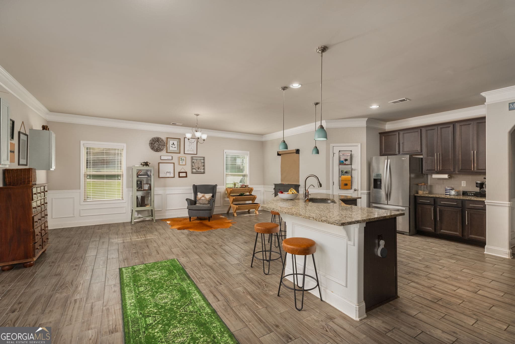 6 bedroom, 4 bathroom, 4,332 sq ft single family residence for sale at 102 Arapaho Drive, Kathleen, GA 31047 — photo 3