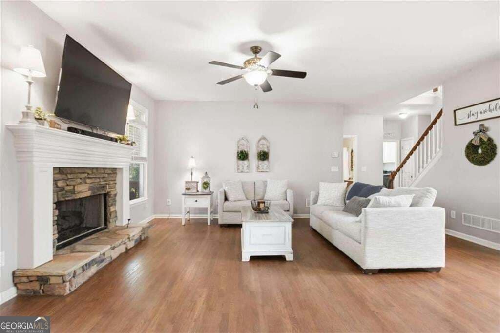 5 bedroom, 3 bathroom, 2,851 sq ft single family residence for sale at 762 Bentleaf Drive, Dallas, GA 30132 — photo 8