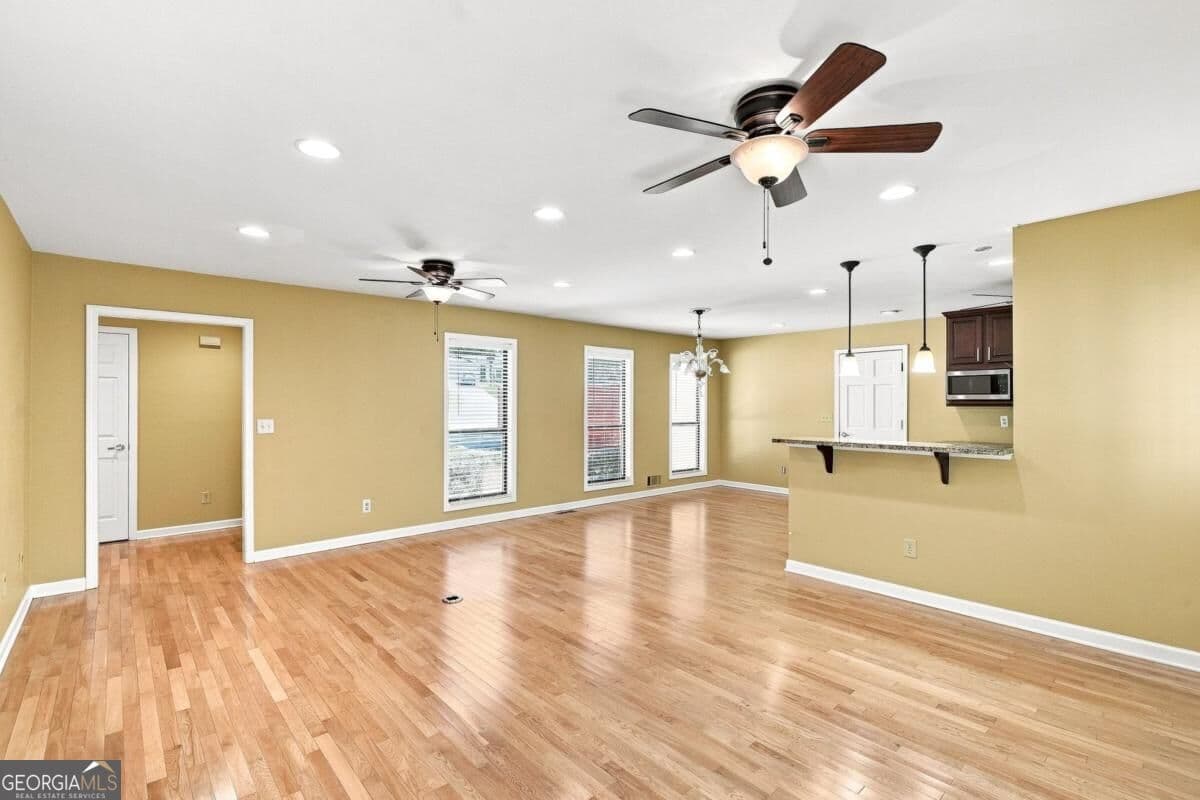 3 bedroom, 2 bathroom, 1,566 sq ft single family residence for sale at 4049 Tutwren Court, Marietta, GA 30066 — photo 8